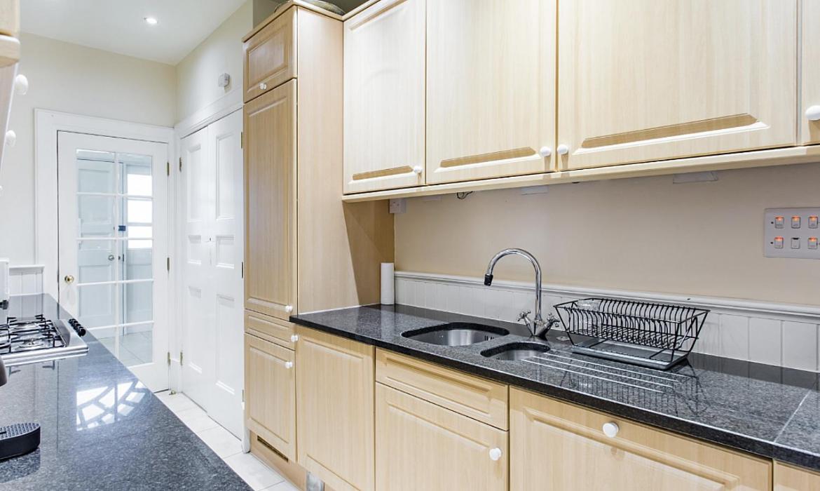 Royal Mile Apartments Edinburgh Exterior photo